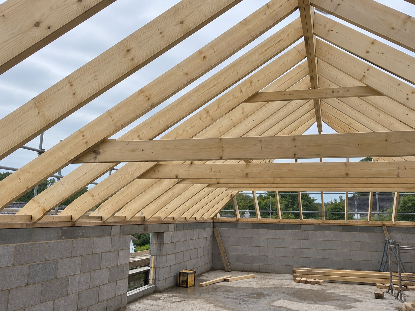 Cut roof structure